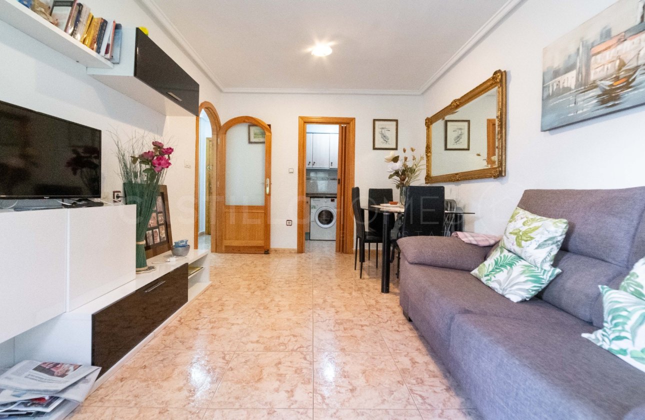 Resale - Apartment / flat - Torrevieja - Centro