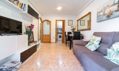 Resale - Apartment / flat - Torrevieja - Centro