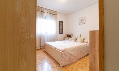 Resale - Apartment / flat - Torrevieja - Centro
