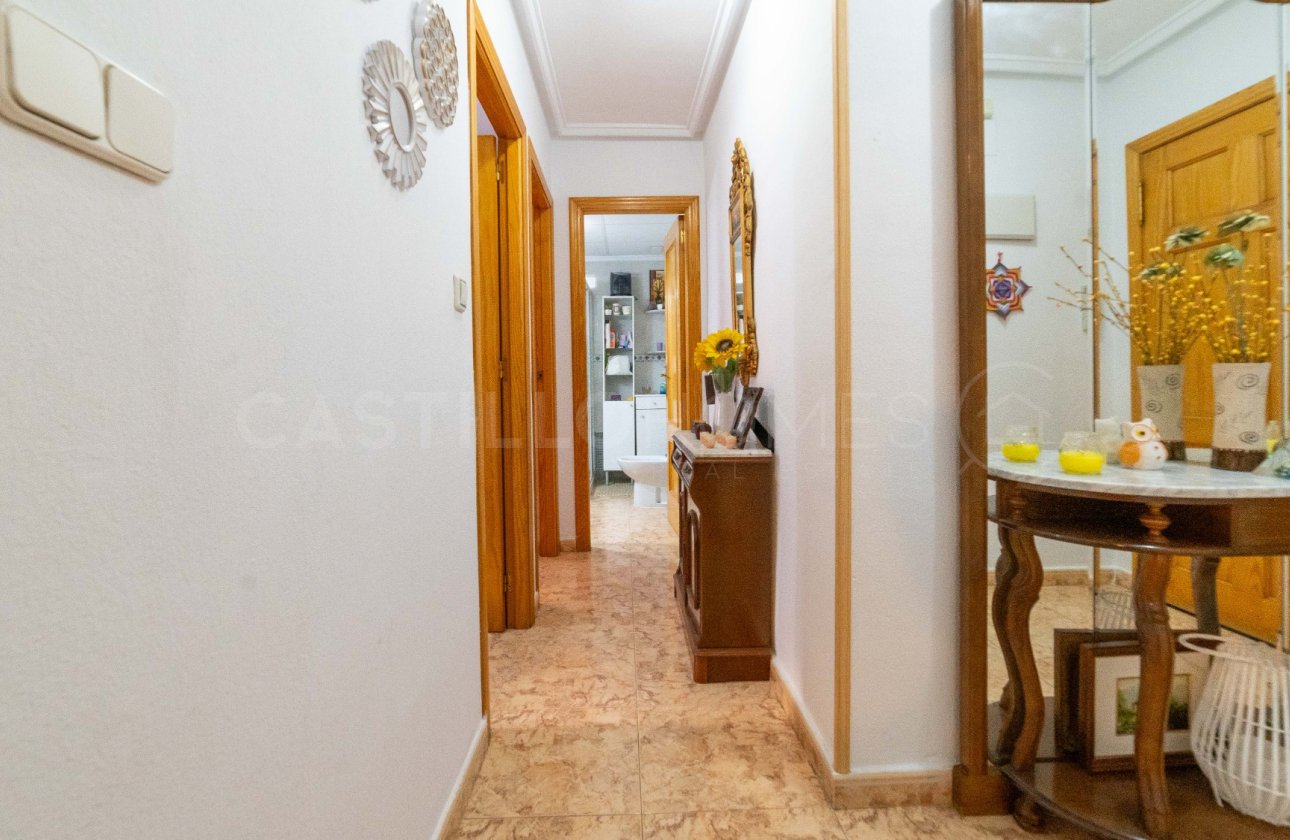 Resale - Apartment / flat - Torrevieja - Centro