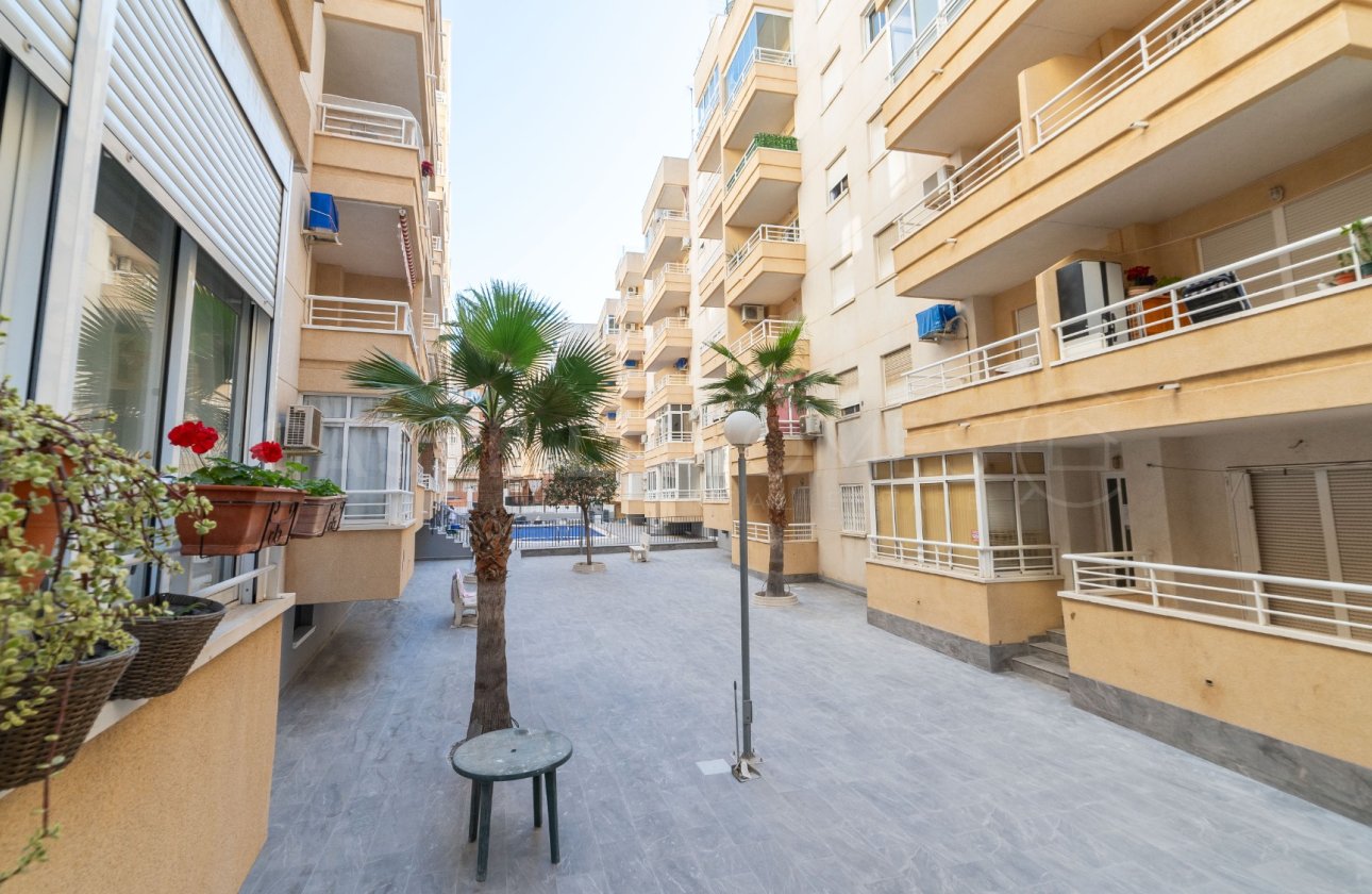 Resale - Apartment / flat - Torrevieja - Centro