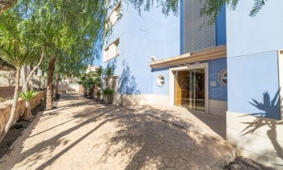 Reventa - Apartamento / piso - Torrevieja - Torrelamata - La Mata