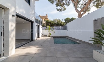 Reventa - Villa - Torrevieja - Los Balcones