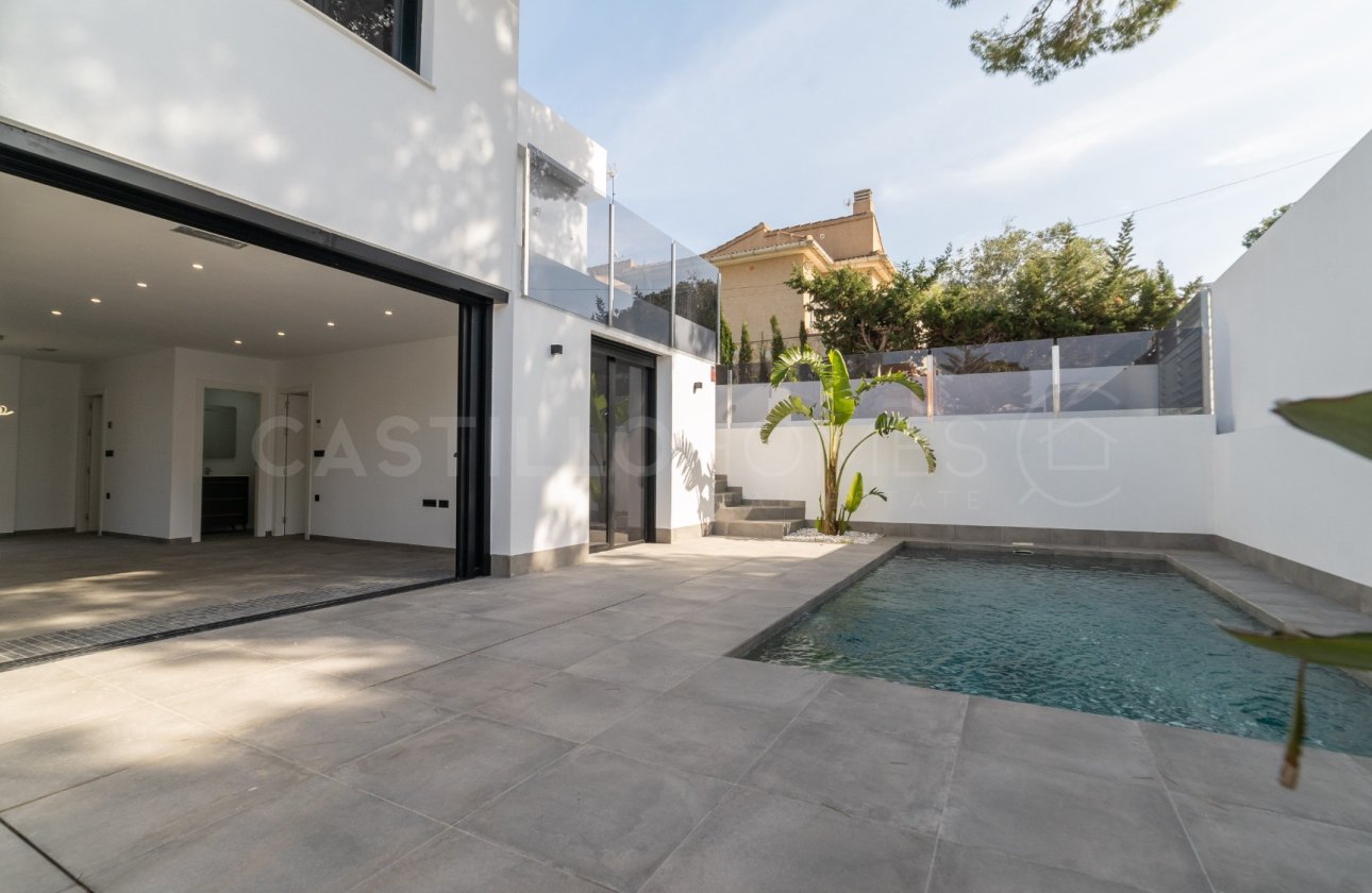 Reventa - Villa - Torrevieja - Los Balcones