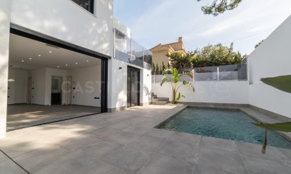 Reventa - Villa - Torrevieja - Los Balcones