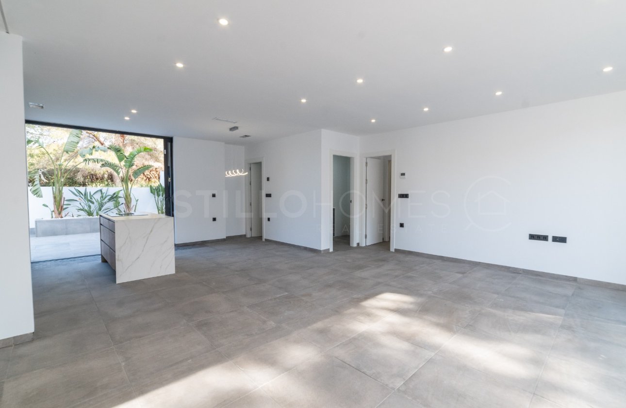 Reventa - Villa - Torrevieja - Los Balcones