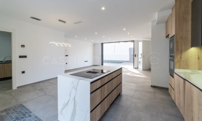 Reventa - Villa - Torrevieja - Los Balcones