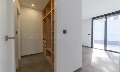 Reventa - Villa - Torrevieja - Los Balcones