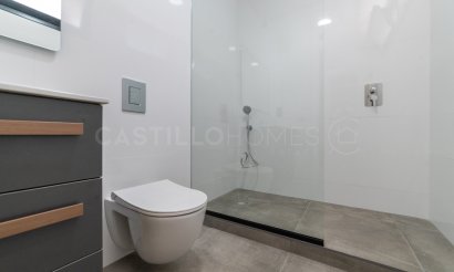 Reventa - Villa - Torrevieja - Los Balcones
