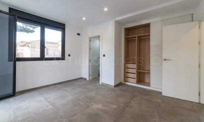 Reventa - Villa - Torrevieja - Los Balcones