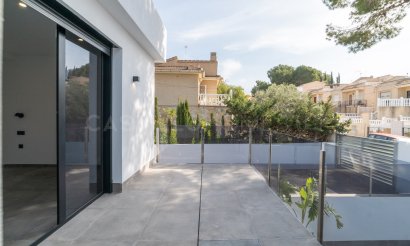 Reventa - Villa - Torrevieja - Los Balcones