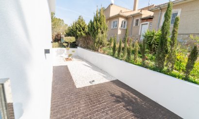 Reventa - Villa - Torrevieja - Los Balcones