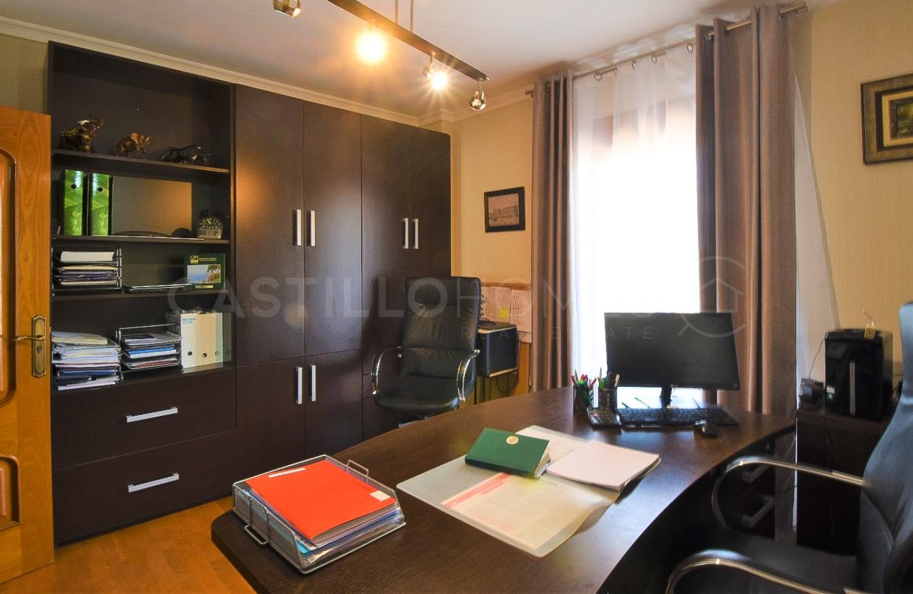 Revente - Villa - Ciudad Quesada - Urbanizaciones