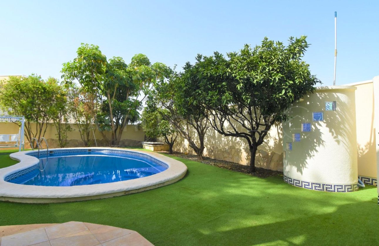 Revente - Villa - Ciudad Quesada - Urbanizaciones