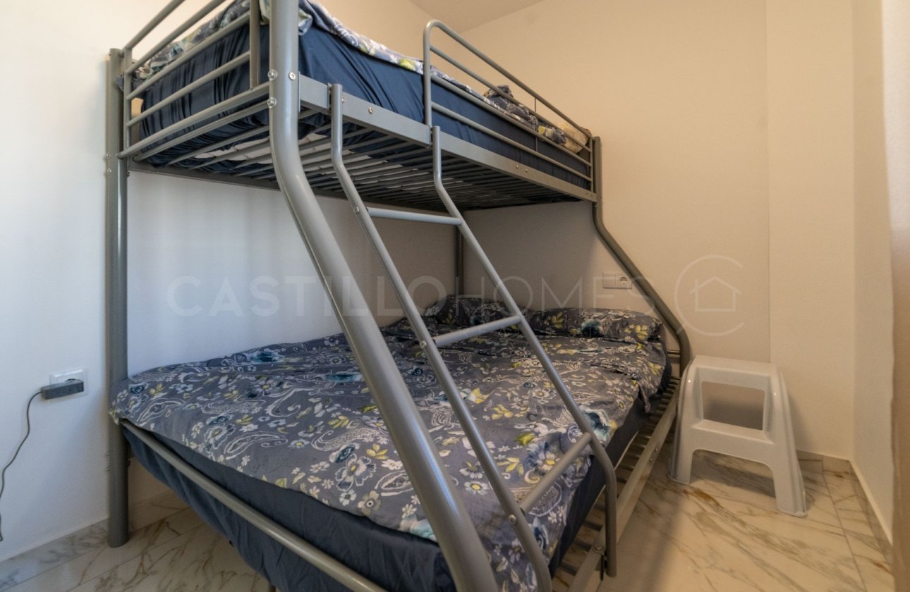 Resale - Apartment / flat - Torrevieja - Centro