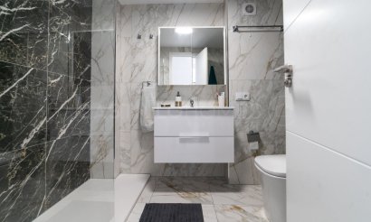 Resale - Apartment / flat - Torrevieja - Centro