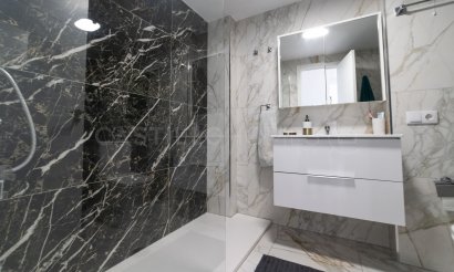 Resale - Apartment / flat - Torrevieja - Centro