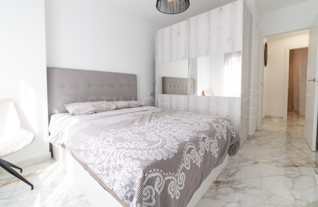 Resale - Apartment / flat - Torrevieja - Centro