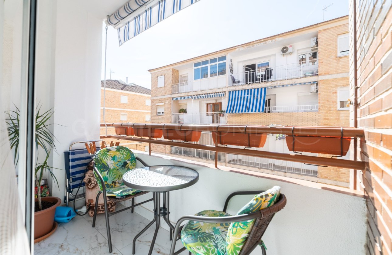 Resale - Apartment / flat - Torrevieja - Centro
