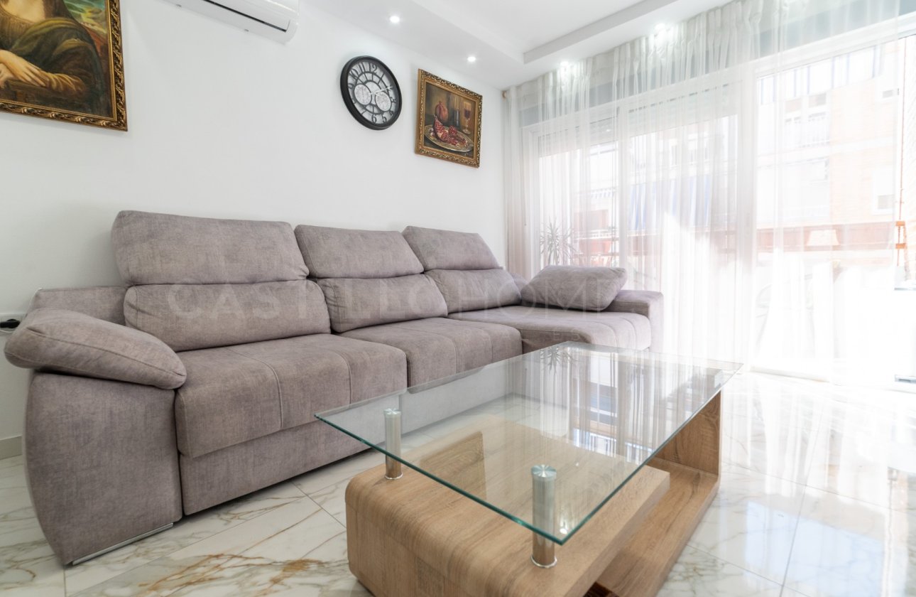 Resale - Apartment / flat - Torrevieja - Centro