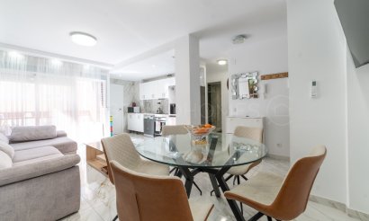 Resale - Apartment / flat - Torrevieja - Centro