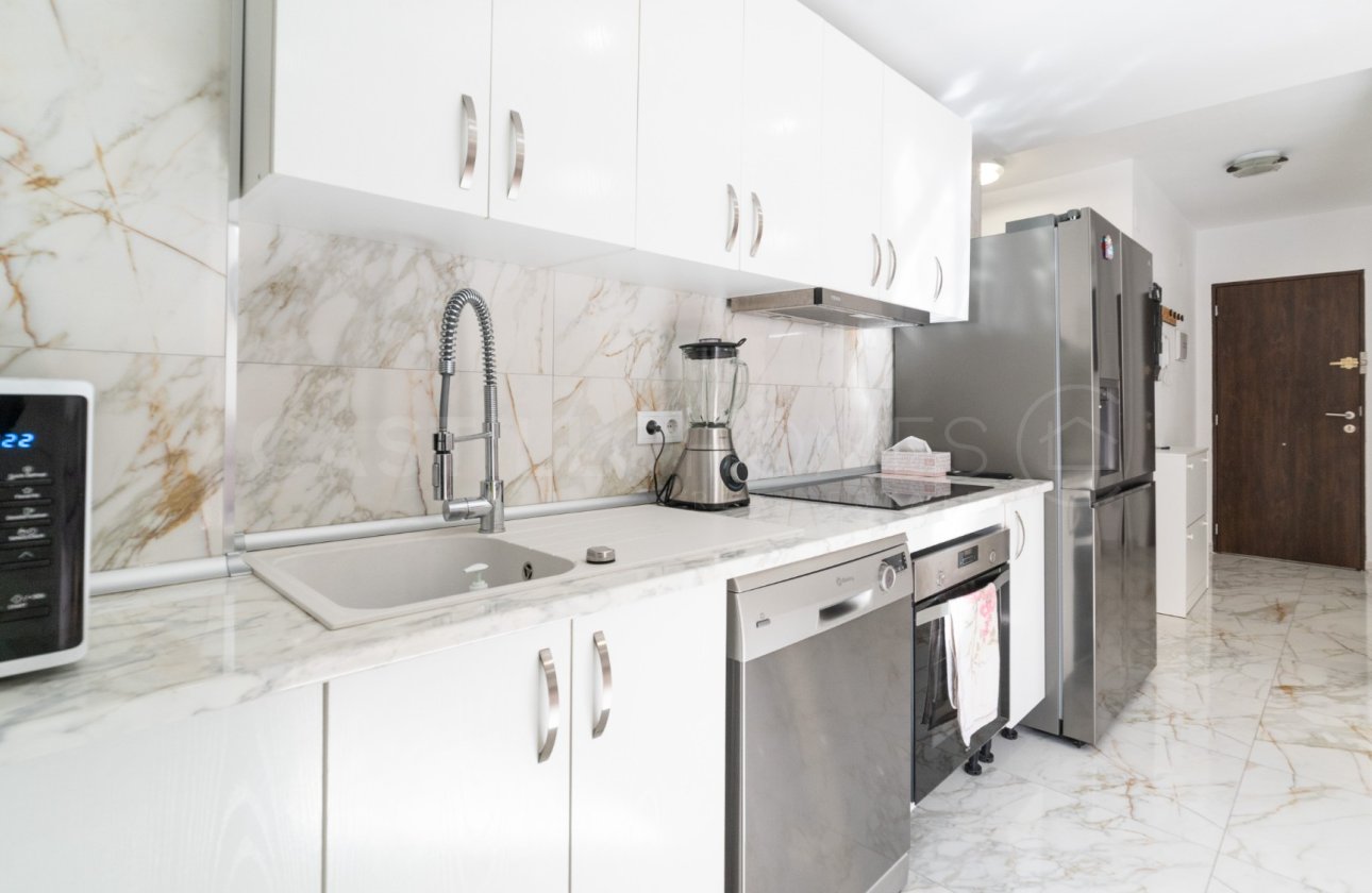 Resale - Apartment / flat - Torrevieja - Centro