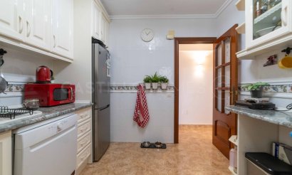 Reventa - Apartamento / piso - Torrevieja - Centro