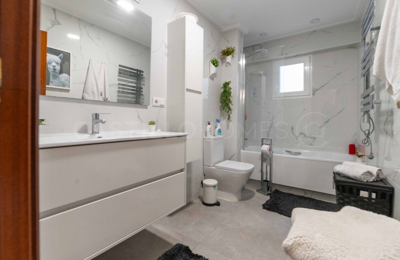 Reventa - Apartamento / piso - Torrevieja - Centro
