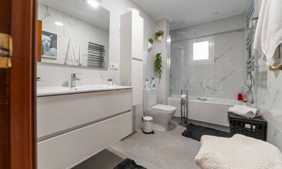 Reventa - Apartamento / piso - Torrevieja - Centro