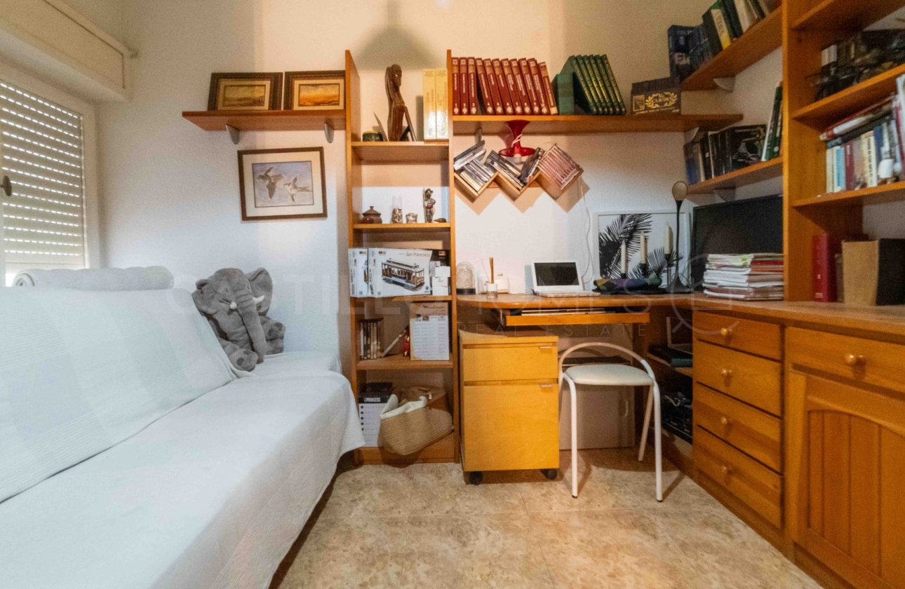 Reventa - Apartamento / piso - Torrevieja - Centro