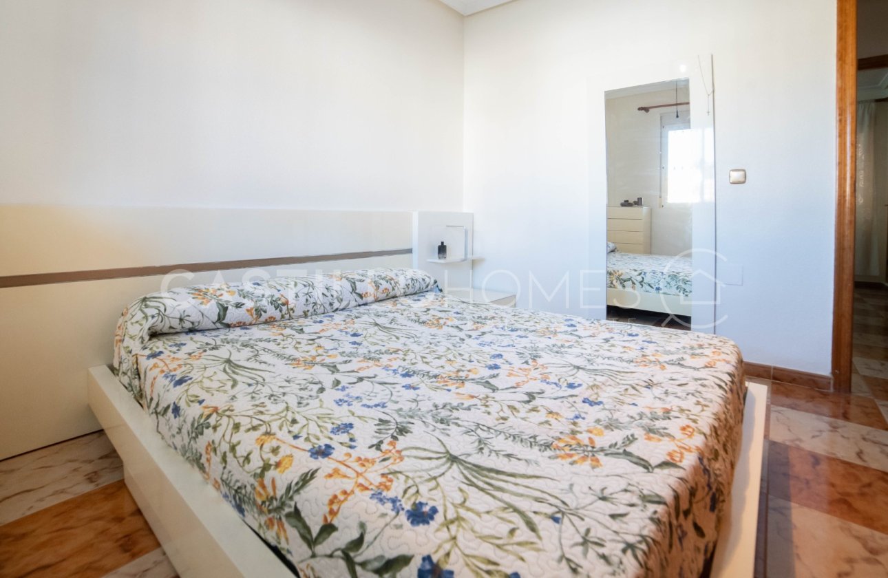 Resale - Apartment / flat - Orihuela Costa - Villamartín