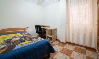 Resale - Apartment / flat - Orihuela Costa - Villamartín
