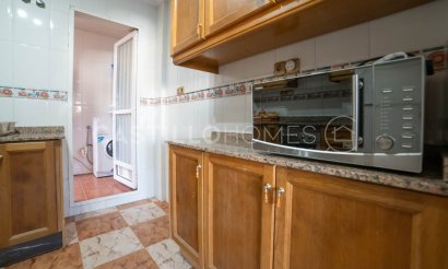Resale - Apartment / flat - Orihuela Costa - Villamartín
