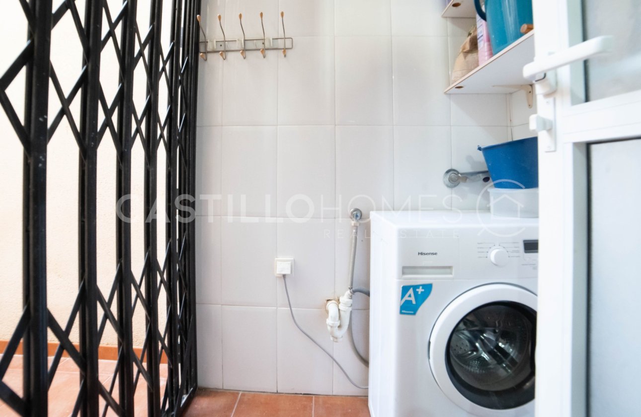 Resale - Apartment / flat - Orihuela Costa - Villamartín