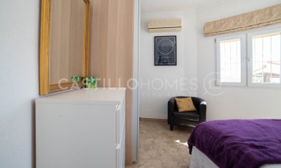 Revente - Villa - Orihuela Costa - La Florida