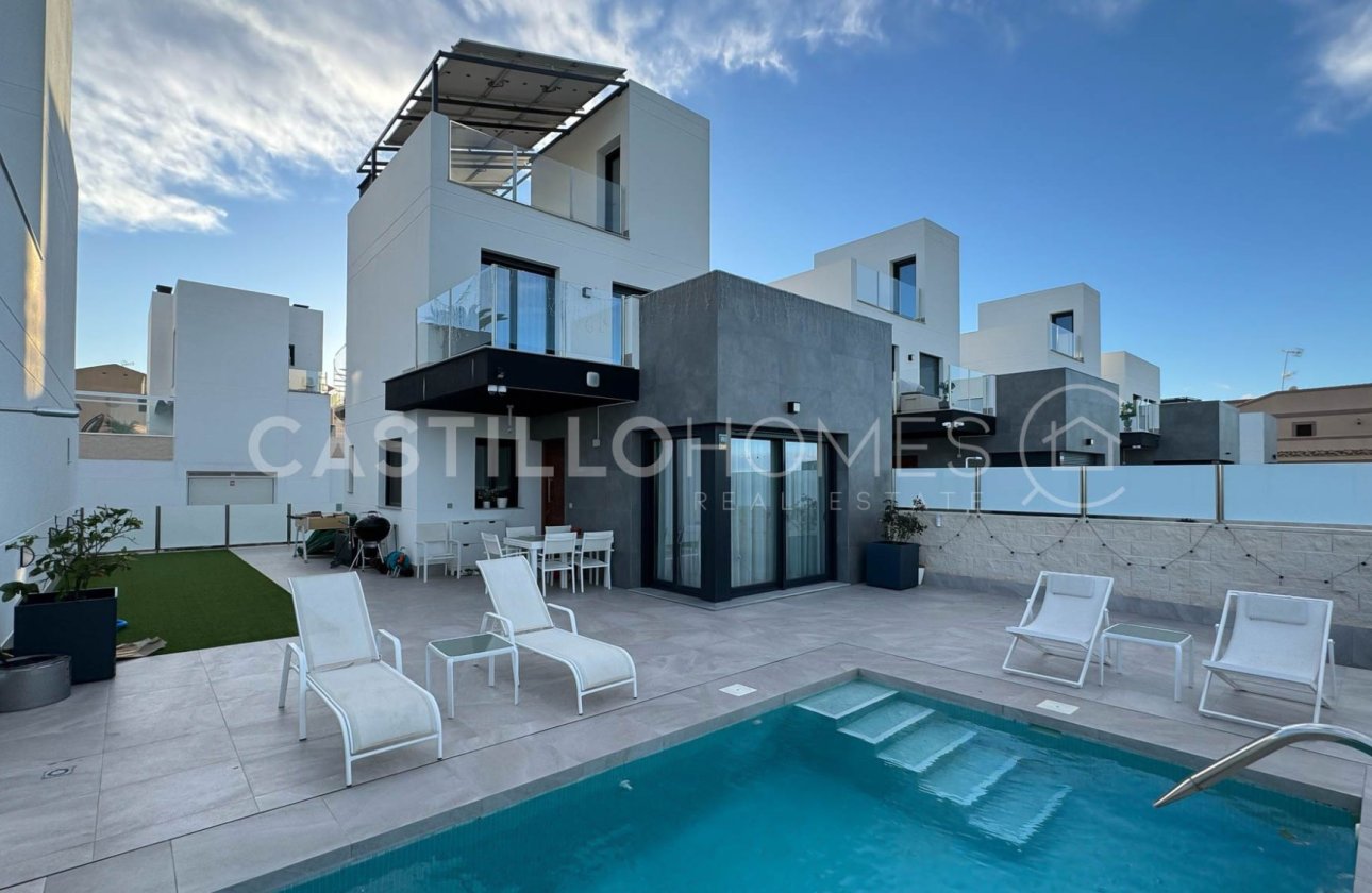 Reventa - Villa - Orihuela Costa - Los Altos