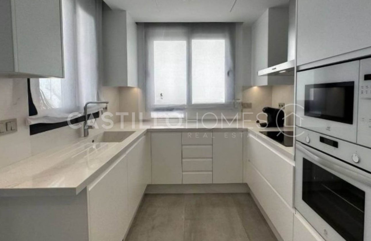Reventa - Villa - Orihuela Costa - Los Altos