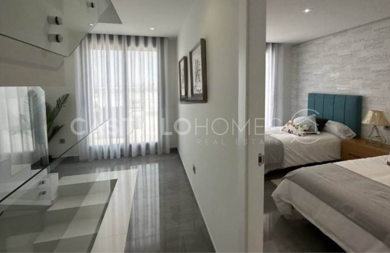 Reventa - Villa - Orihuela Costa - Los Altos