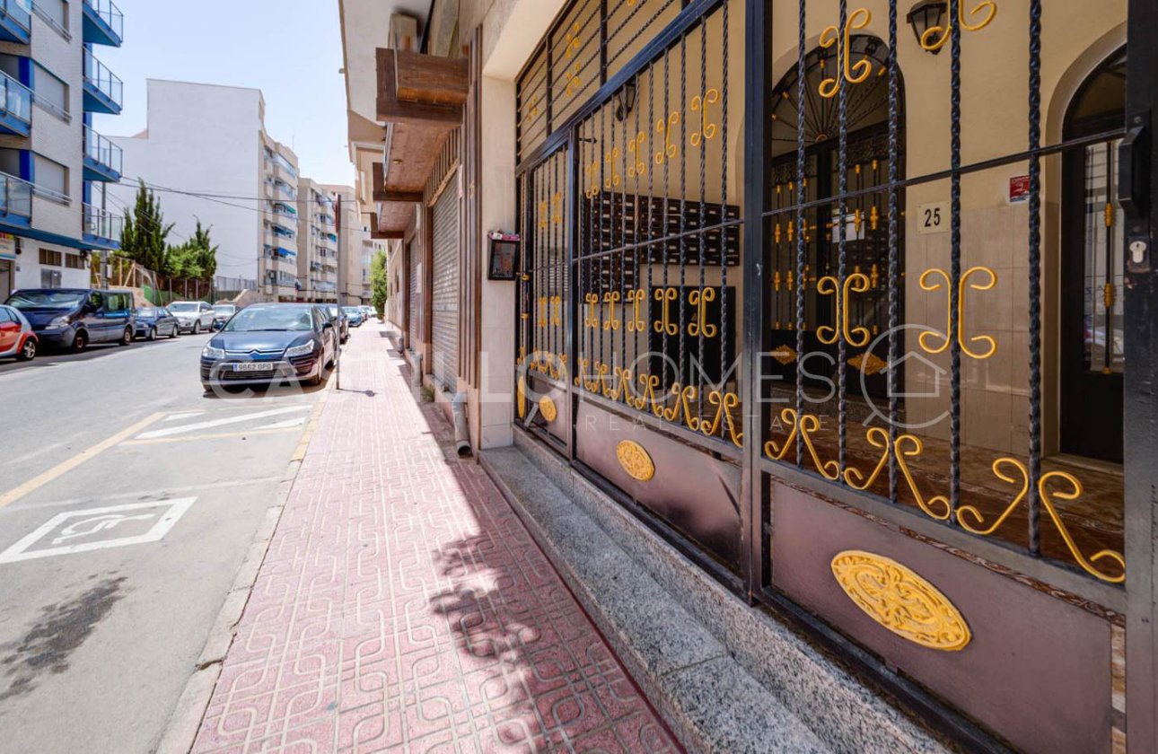 Reventa - Apartamento / piso - Torrevieja - Playa de los Locos