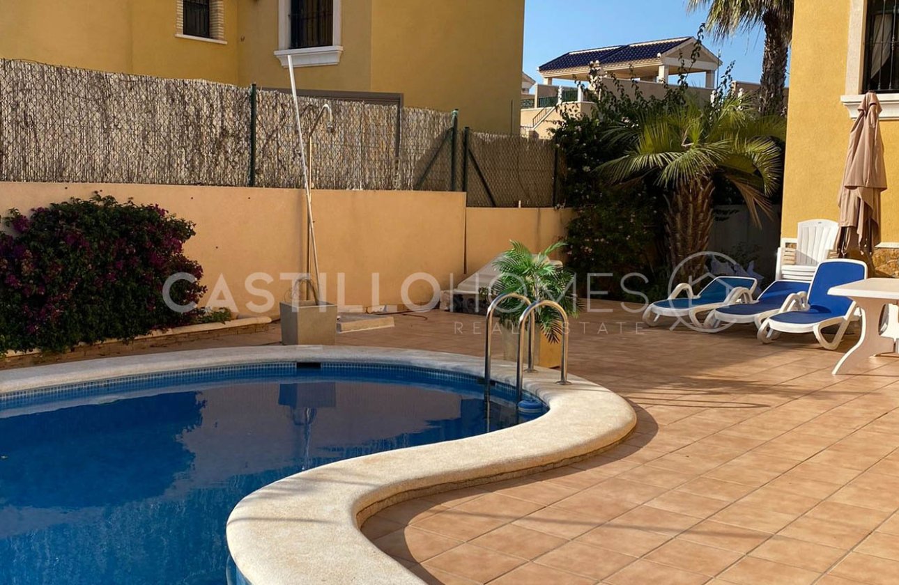 Reventa - Villa - Orihuela Costa - Villamartín