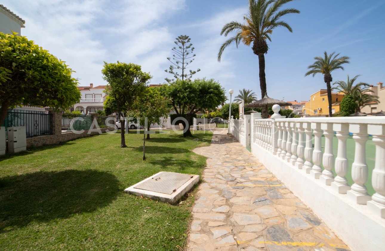 Resale - Townhouse - Torrevieja - Torretas