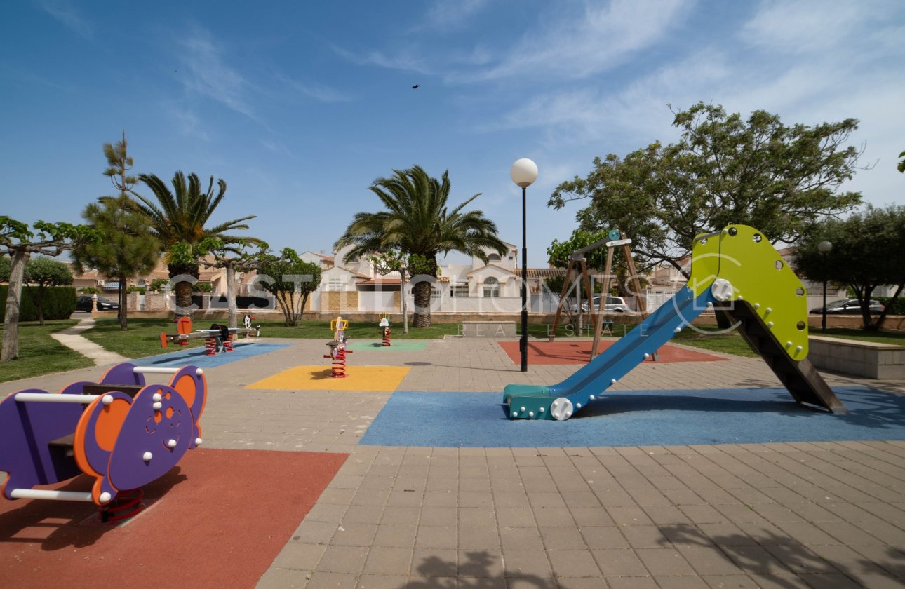 Resale - Townhouse - Torrevieja - Torretas