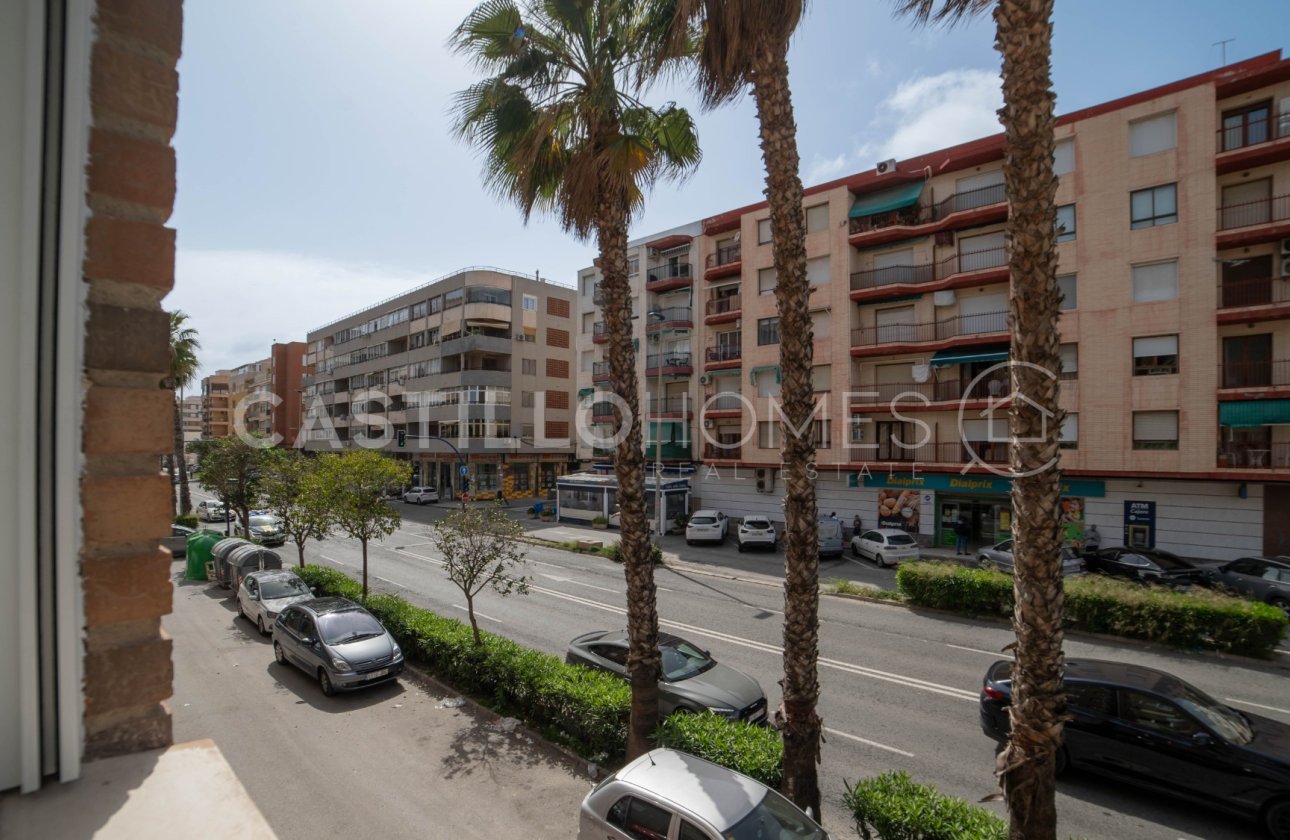 Reventa - Apartamento / piso - Torrevieja - El Acequión - Los Náufragos