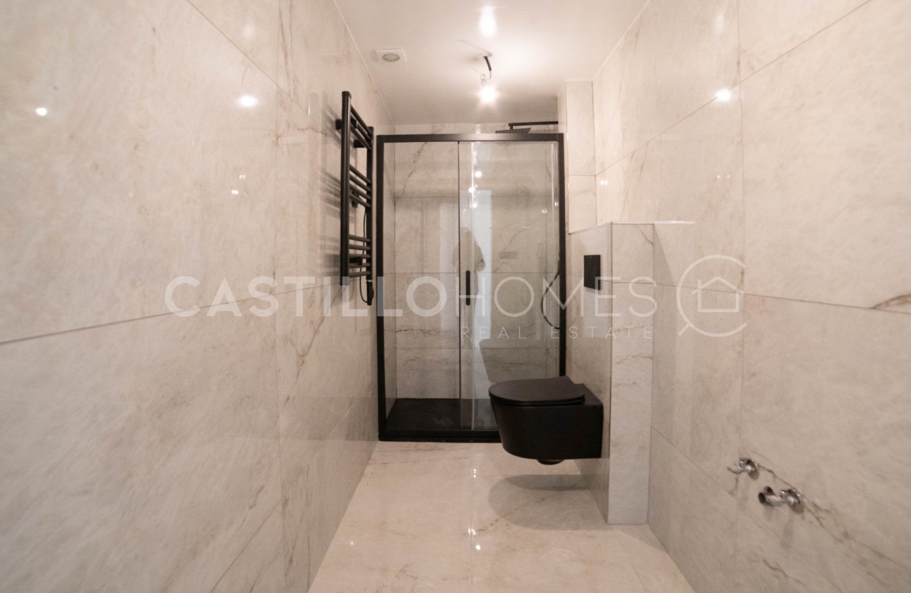 Reventa - Apartamento / piso - Torrevieja - El Acequión - Los Náufragos