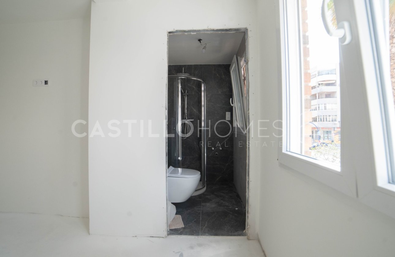 Reventa - Apartamento / piso - Torrevieja - El Acequión - Los Náufragos