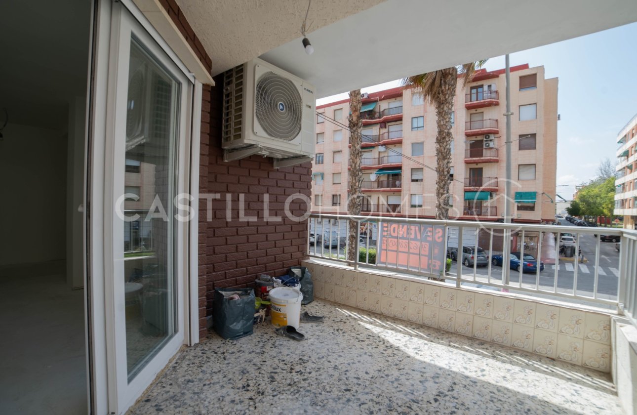 Reventa - Apartamento / piso - Torrevieja - El Acequión - Los Náufragos