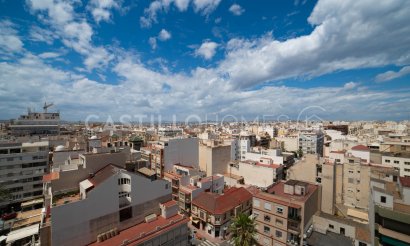 Reventa - Apartamento / piso - Torrevieja - Centro