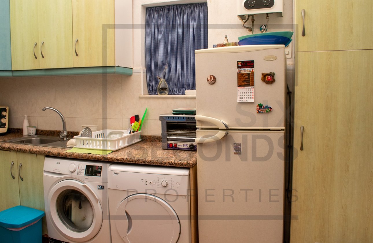 Reventa - Villa / Semi detached - Guardamar del Segura - Guardamar pueblo