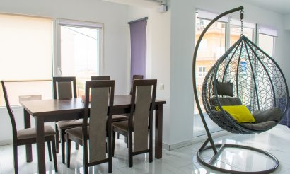 Resale - Apartment / flat - Torrevieja - Los Frutales