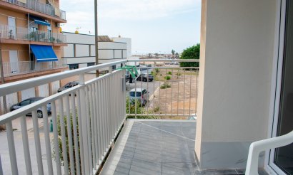 Resale - Apartment / flat - Torrevieja - Los Frutales